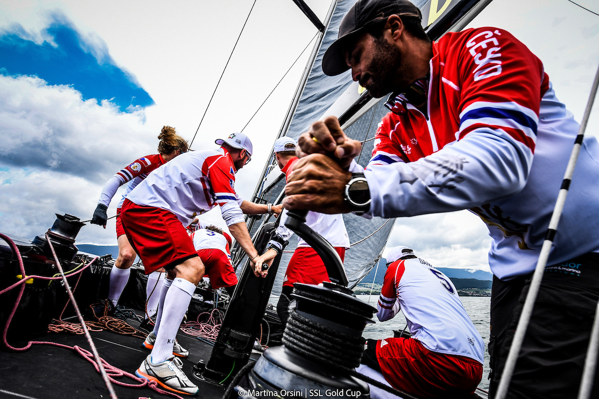 QS 3 – DAY 1: THE CZECHS GRAB THE FIRST WIN